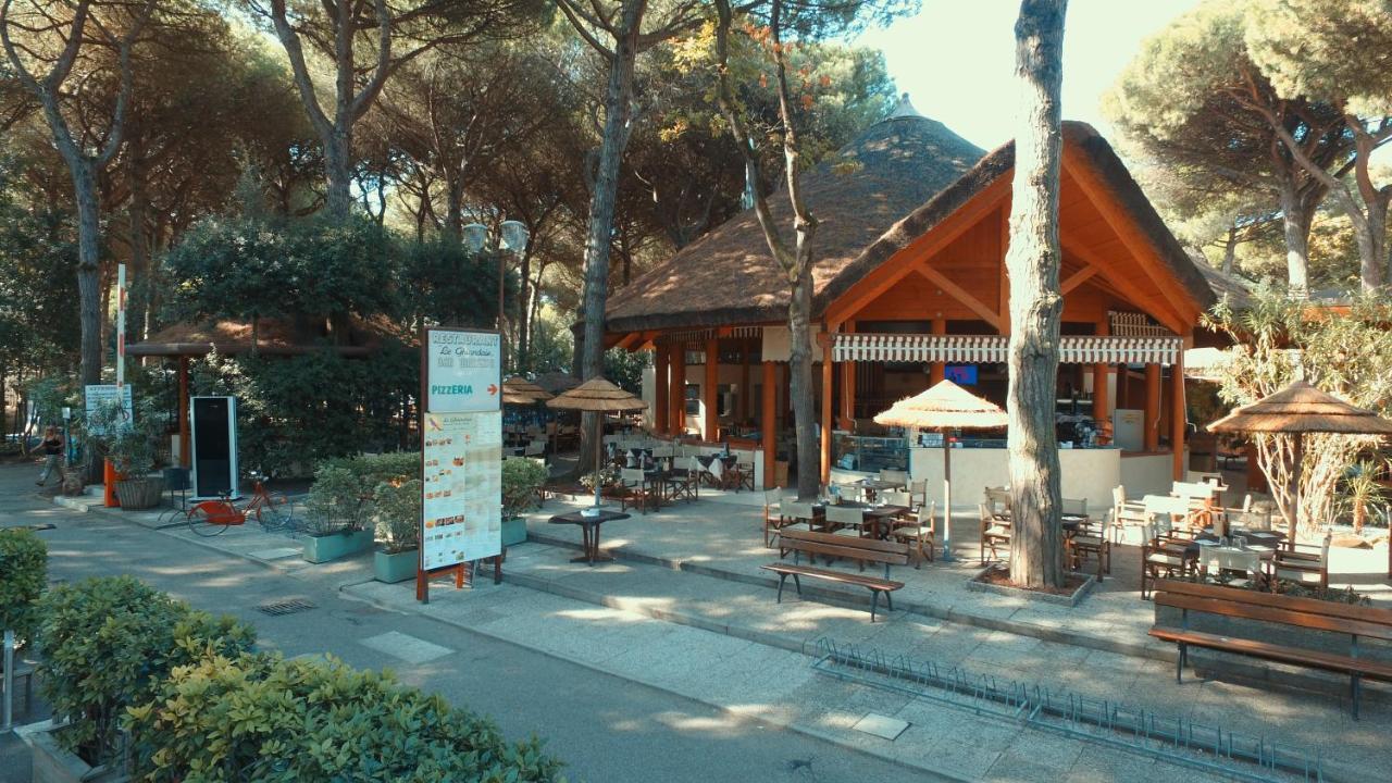 Camping Mare E Pineta Lido di Spina Exterior photo